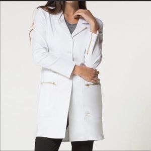 NWT JAANUU Old version signature lab coat